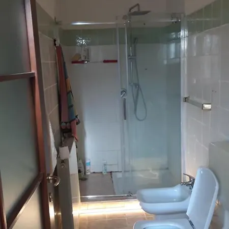 Push House Quarto em Acomodações Particulares *